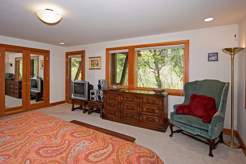 Creekside at Alpine Meadows, a cabin for rent in